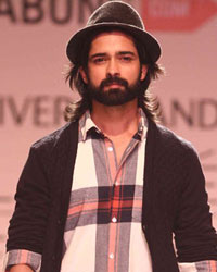 Jabong Presents River Island at LFW 2014