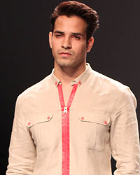 Josh Goraya Show at WIFW SS 2015