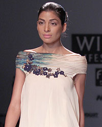 Jyoti Sharma Show at WIFW SS 2015