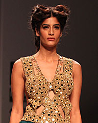 Kanika Saluja Show at WIFW SS 2015