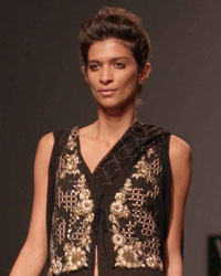 Kavita Bhartia Show at WIFW SS 2015