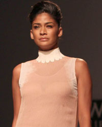 Kavita Bhartia Show at WIFW SS 2015