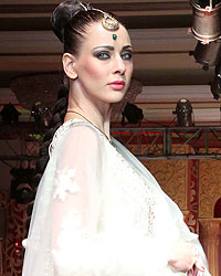 Khwaab Bridal Couture 2013 by designers Kavita and Meenu