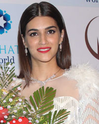 Kriti Endorses GILI by Nakshatra