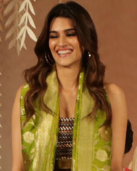 Kriti Sanon at FDCI Tamana Show