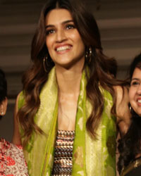 Kriti Sanon at FDCI Tamana Show