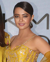 Surveen Chawla with designer Mahima Mahajan