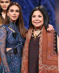 Aditi Rao Hydari and Fashion designer Ritu Kumar