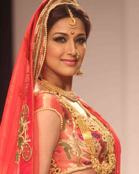 Sonali Bendre