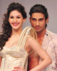 Amyra Dastur and Prateik Babbar