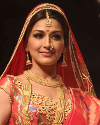 Sonali Bendre