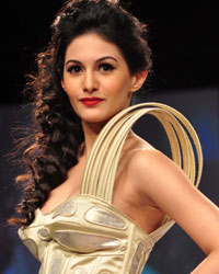 Amyra Dastur