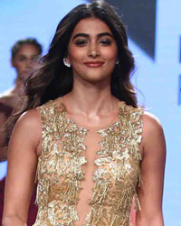 Fashion designer Sonaakshi Raaj,Pooja Hegde and Raghav Sachar