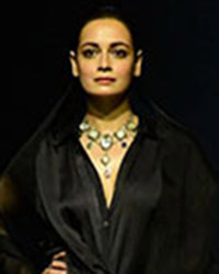 Dia Mirza