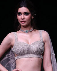 Diana Penty