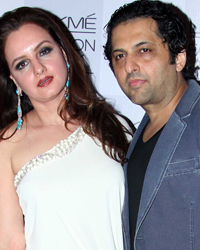 Laila Khan and Farhan Furniturewala at Lakme Fashion Week Summer Resort 2014 for opening of show by Manish Malhotra