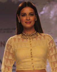 Dia Mirza