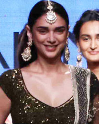 Aditi Rao Hydari walks the ramp for fashion designer Meera Muzaffar Ali