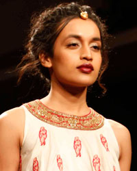 LFW Winter Festive 2016 Sumona Parekh Show