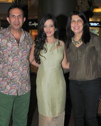 Parvez Damania with Wife and Amy Billimoria