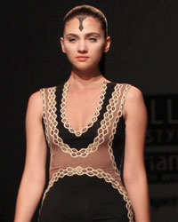 Malini Ramani Show at WIFW SS 2015