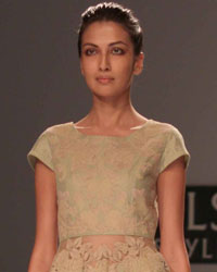 Manish Gupta Show at WIFW SS 2015