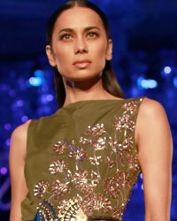 Manish Malhotra Show at Amazon India Fashion Week 2015