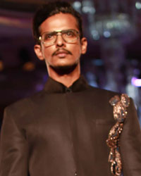 Manish Malhotra Show at Amazon India Fashion Week 2015