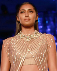 Manish Malhotra Show at Amazon India Fashion Week 2015