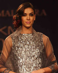 Manish Malhotra Show at LFW 2014