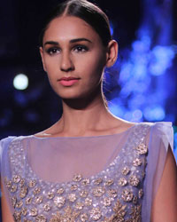 Manish Malhotra Show at LFW 2015