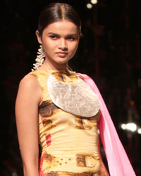 Masaba Show at WIFW SS 2015