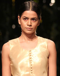 Masaba Show at WIFW SS 2015