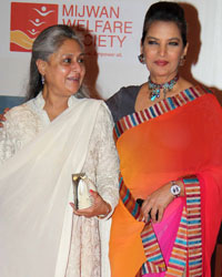 Jaya Bachchan and Shabana Azmi