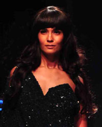 Monisha Jaising Show at LFW 2015