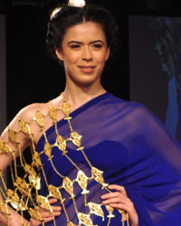 Sucheta Sharma and designer Mrinalini Chandra