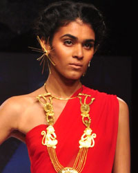 Mrinalini Chandra, Anushree Reddy and and Sougat Paul Show at LFW 2014