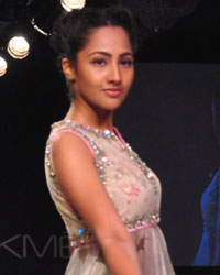 Mrinalini Chandra, Anushree Reddy and and Sougat Paul Show at LFW 2014