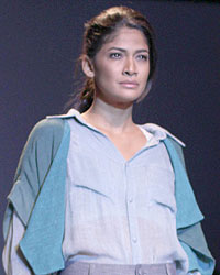 Mrinalini Show at WIFW SS 2015