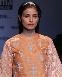 Nachiket Barve Show at WIFW SS 2015