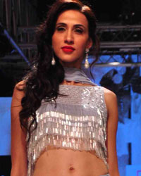 Neeta Lulla Show at LFW 2015