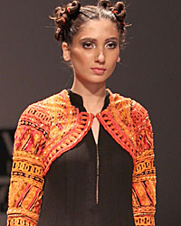 Niket Mishra Show at WIFW SS 2015