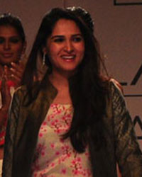 Pakistani Fashion Designer Sania Maskatiya