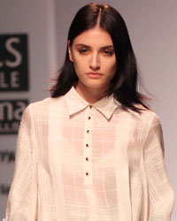 Pallavi Mohan Show at WIFW SS 2015