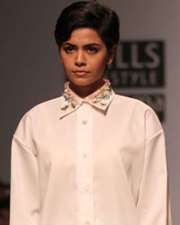 Pallavi Mohan Show at Wills India Fashion Week Spring Summer 2015