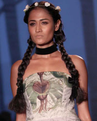 Paras and Shalini Show at WIFW SS 2015