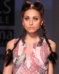 Paras and Shalini Show at WIFW SS 2015