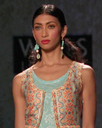 Payal Pratap Show at WIFW SS 2015