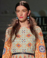 Payal Pratap Show at WIFW SS 2015