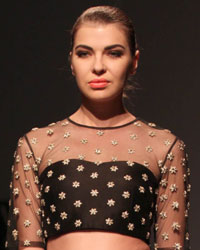 Payal Singhal Show at WIFW SS 2015